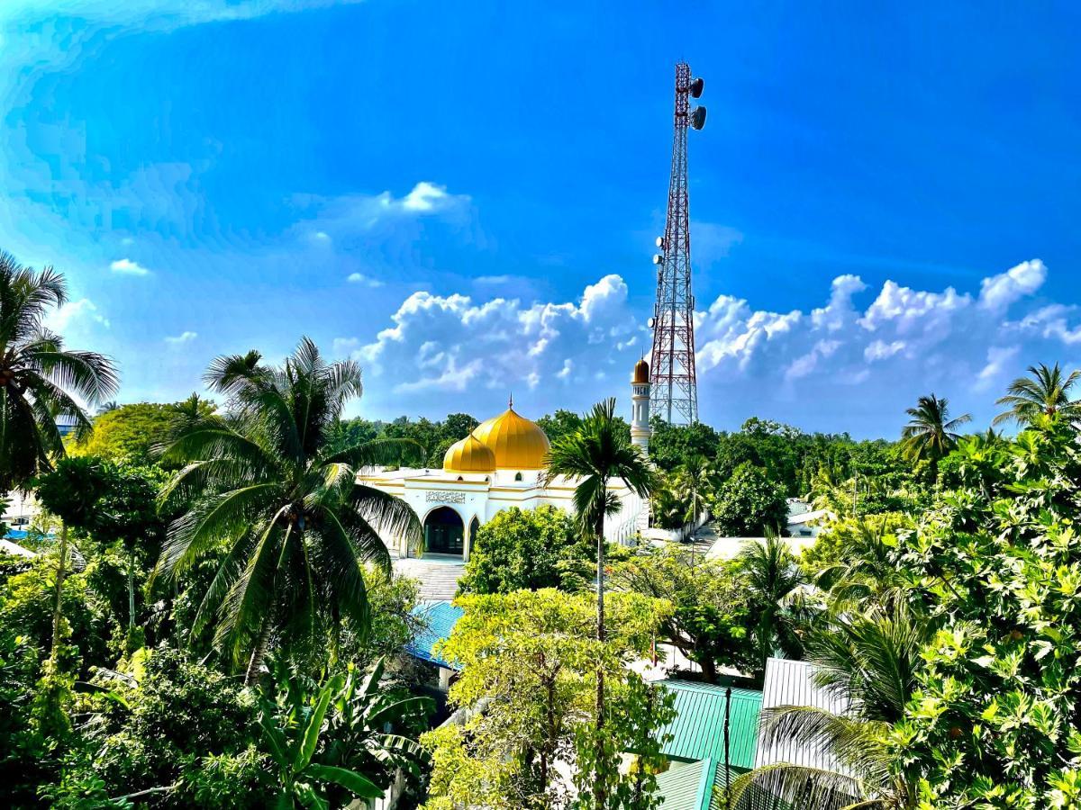 Thoddoo Island Life Hotel Exterior photo
